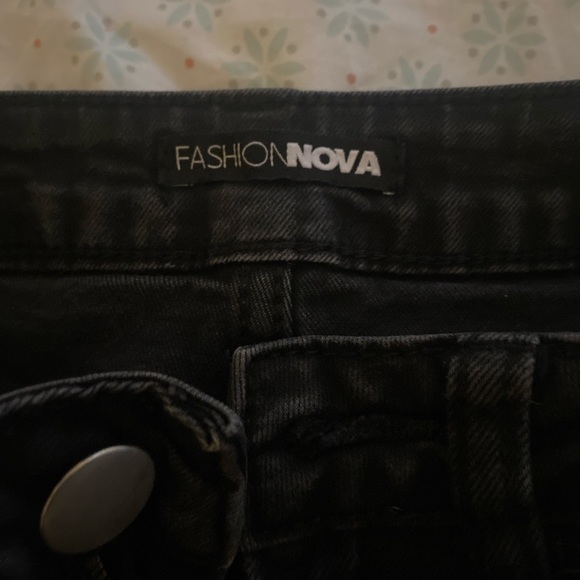 #jeans #fashion #denim - Picture 3 of 3